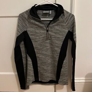 Athleta Snowscape quilted black/ gray quarter zip/ long sleeve jacket Women's XS